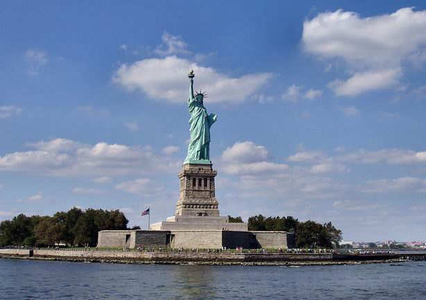 纽约本地华人旅行社走世界国际旅游专业提供美国自由行私人定制包车旅游